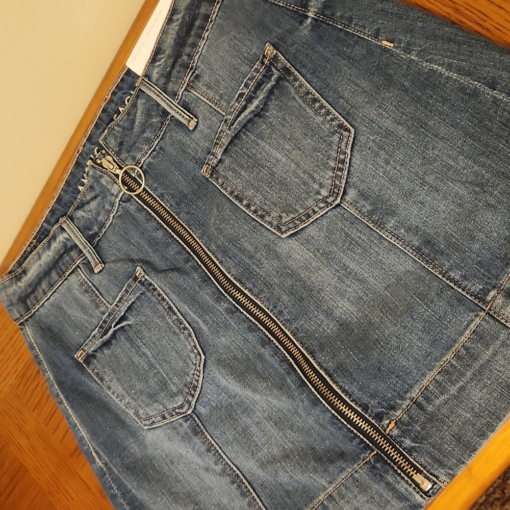 American Eagle Skirt - Picture 3 of 7
